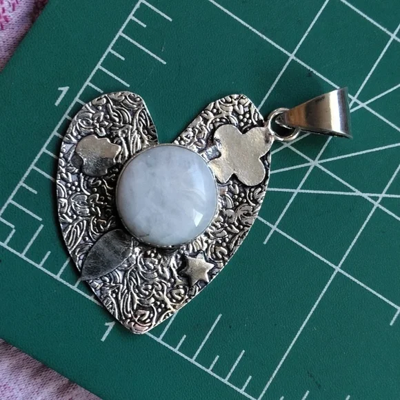 Rainbow Moonstone Silver Plated Gemstone Necklace Pendant - Picture 4 of 4